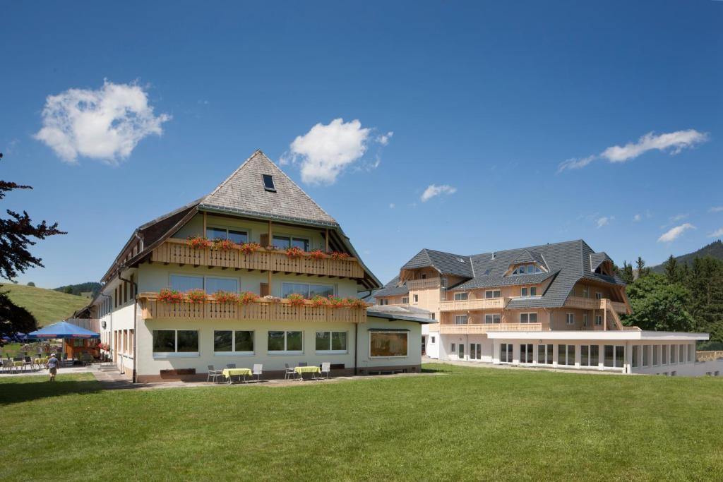 Hotel Roessle Bernau im Schwarzwald Exterior photo